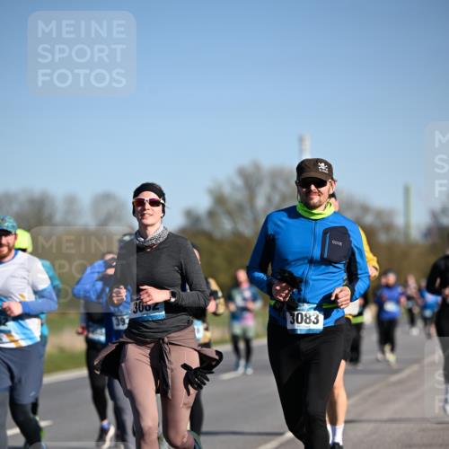 06.04.2025 - 44. Internationalen Wilhelmsburger Insellauf Dr. Thomas Lammeyer http://msf.ph/oto/7559454 06.04.2025 09:35:19 Laufen 3002, 3083 meine-sportfotos.de