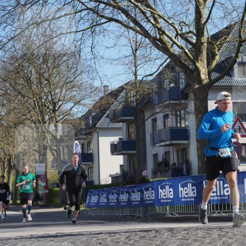 06.04.2025 - 44. Internationalen Wilhelmsburger Insellauf Luisa Fischer http://msf.ph/oto/7559508 06.04.2025 10:26:51 Ziel 348, 4073, 401 meine-sportfotos.de
