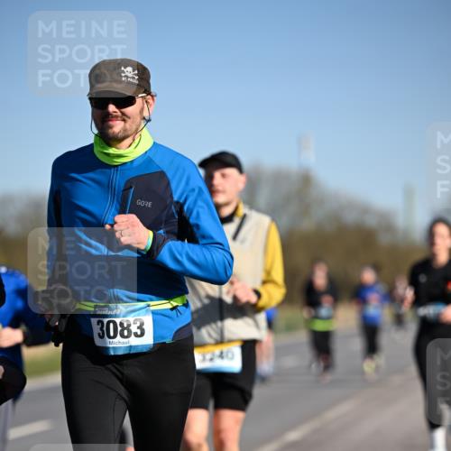 06.04.2025 - 44. Internationalen Wilhelmsburger Insellauf Dr. Thomas Lammeyer http://msf.ph/oto/7559515 06.04.2025 09:35:21 Laufen 3083, 3240 meine-sportfotos.de