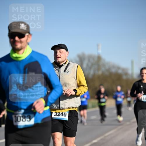 06.04.2025 - 44. Internationalen Wilhelmsburger Insellauf Dr. Thomas Lammeyer http://msf.ph/oto/7559525 06.04.2025 09:35:21 Laufen 1083, 3240, 415 meine-sportfotos.de
