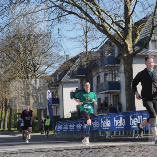 06.04.2025 - 44. Internationalen Wilhelmsburger Insellauf Luisa Fischer http://msf.ph/oto/7559556 06.04.2025 10:26:53 Ziel 486, 4073 meine-sportfotos.de