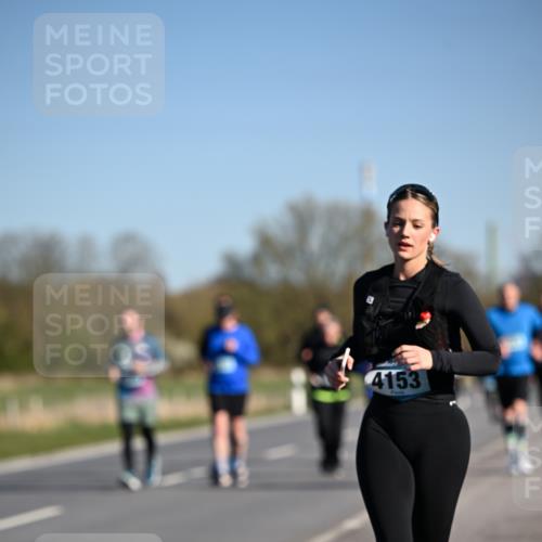 06.04.2025 - 44. Internationalen Wilhelmsburger Insellauf Dr. Thomas Lammeyer http://msf.ph/oto/7559584 06.04.2025 09:35:24 Laufen 4153 meine-sportfotos.de