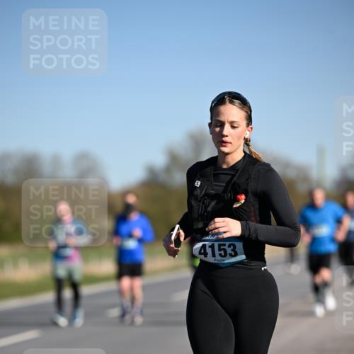 06.04.2025 - 44. Internationalen Wilhelmsburger Insellauf Dr. Thomas Lammeyer http://msf.ph/oto/7559604 06.04.2025 09:35:25 Laufen 4153 meine-sportfotos.de