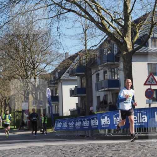 06.04.2025 - 44. Internationalen Wilhelmsburger Insellauf Luisa Fischer http://msf.ph/oto/7559633 06.04.2025 10:26:57 Ziel 3343, 516, 5032 meine-sportfotos.de