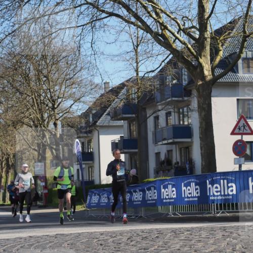 06.04.2025 - 44. Internationalen Wilhelmsburger Insellauf Luisa Fischer http://msf.ph/oto/7559663 06.04.2025 10:26:59 Ziel 3343, 3610, 5032 meine-sportfotos.de