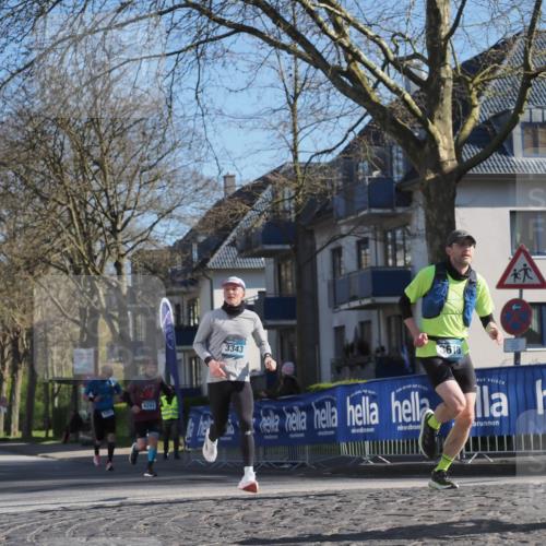 06.04.2025 - 44. Internationalen Wilhelmsburger Insellauf Luisa Fischer http://msf.ph/oto/7559727 06.04.2025 10:27:02 Ziel 4203, 3343, 3610 meine-sportfotos.de