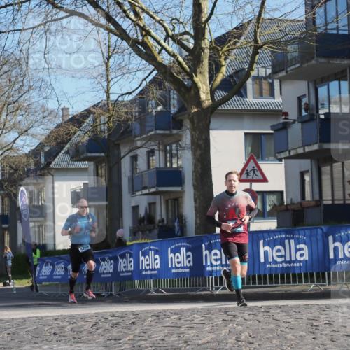 06.04.2025 - 44. Internationalen Wilhelmsburger Insellauf Luisa Fischer http://msf.ph/oto/7559769 06.04.2025 10:27:04 Ziel 4259 meine-sportfotos.de