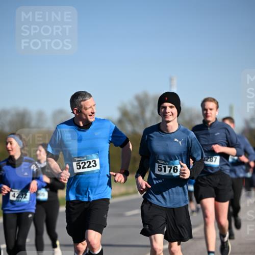 06.04.2025 - 44. Internationalen Wilhelmsburger Insellauf Dr. Thomas Lammeyer http://msf.ph/oto/7559798 06.04.2025 09:35:31 Laufen 5223, 5176, 287 meine-sportfotos.de