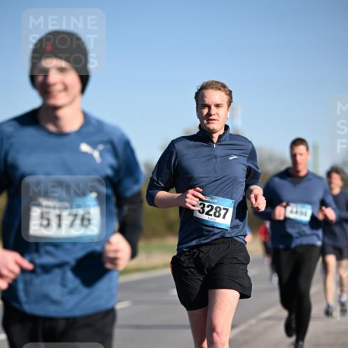 06.04.2025 - 44. Internationalen Wilhelmsburger Insellauf Dr. Thomas Lammeyer http://msf.ph/oto/7559854 06.04.2025 09:35:33 Laufen 5176, 3287, 4430 meine-sportfotos.de