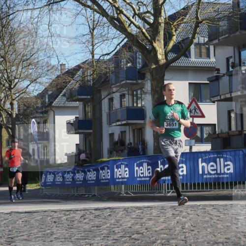 06.04.2025 - 44. Internationalen Wilhelmsburger Insellauf Luisa Fischer http://msf.ph/oto/7560033 06.04.2025 10:27:22 Ziel 3651, 4305 meine-sportfotos.de