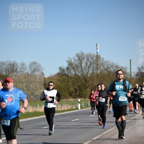 06.04.2025 - 44. Internationalen Wilhelmsburger Insellauf Dr. Thomas Lammeyer http://msf.ph/oto/7560061 06.04.2025 09:35:40 Laufen 3817, 349, 3561, 3192 meine-sportfotos.de