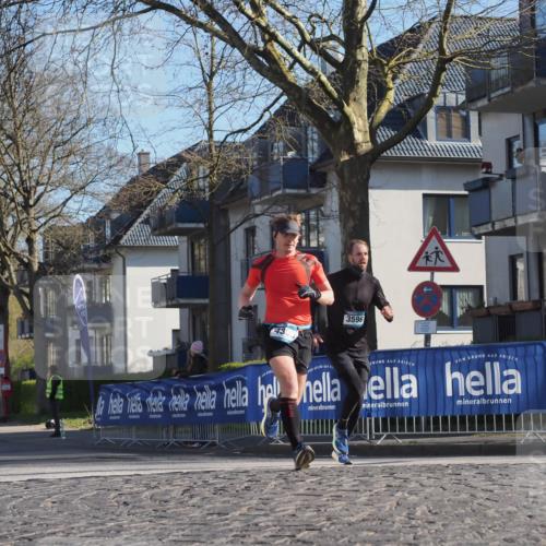 06.04.2025 - 44. Internationalen Wilhelmsburger Insellauf Luisa Fischer http://msf.ph/oto/7560082 06.04.2025 10:27:25 Ziel 3117, 43, 3596 meine-sportfotos.de