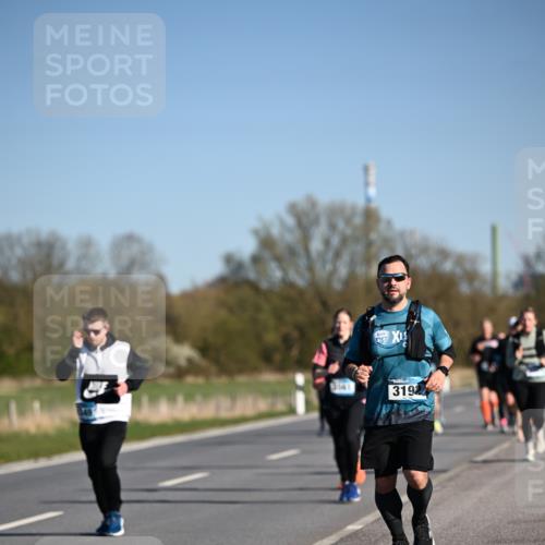 06.04.2025 - 44. Internationalen Wilhelmsburger Insellauf Dr. Thomas Lammeyer http://msf.ph/oto/7560091 06.04.2025 09:35:41 Laufen 3141, 3192 meine-sportfotos.de