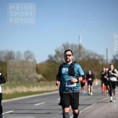 06.04.2025 - 44. Internationalen Wilhelmsburger Insellauf Dr. Thomas Lammeyer http://msf.ph/oto/7560134 06.04.2025 09:35:42 Laufen 3192 meine-sportfotos.de