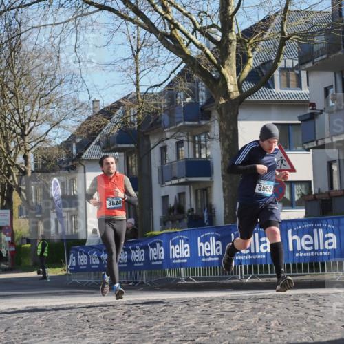 06.04.2025 - 44. Internationalen Wilhelmsburger Insellauf Luisa Fischer http://msf.ph/oto/7560213 06.04.2025 10:27:39 Ziel 3824, 3552 meine-sportfotos.de