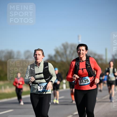 06.04.2025 - 44. Internationalen Wilhelmsburger Insellauf Dr. Thomas Lammeyer http://msf.ph/oto/7560322 06.04.2025 09:35:49 Laufen 312, 1, 3125 meine-sportfotos.de