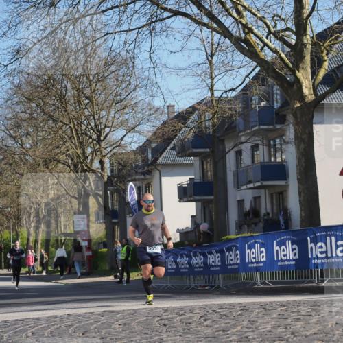 06.04.2025 - 44. Internationalen Wilhelmsburger Insellauf Luisa Fischer http://msf.ph/oto/7560387 06.04.2025 10:27:50 Ziel 5070 meine-sportfotos.de