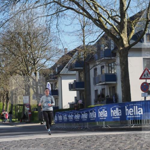 06.04.2025 - 44. Internationalen Wilhelmsburger Insellauf Luisa Fischer http://msf.ph/oto/7560512 06.04.2025 10:28:02 Ziel 373 meine-sportfotos.de