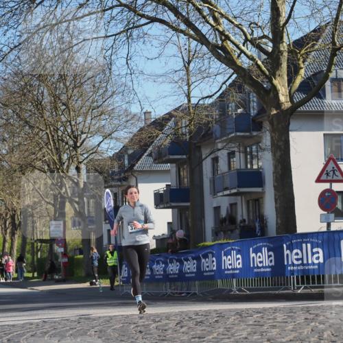 06.04.2025 - 44. Internationalen Wilhelmsburger Insellauf Luisa Fischer http://msf.ph/oto/7560530 06.04.2025 10:28:03 Ziel 37 meine-sportfotos.de