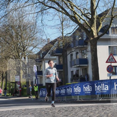 06.04.2025 - 44. Internationalen Wilhelmsburger Insellauf Luisa Fischer http://msf.ph/oto/7560541 06.04.2025 10:28:03 Ziel 48 meine-sportfotos.de
