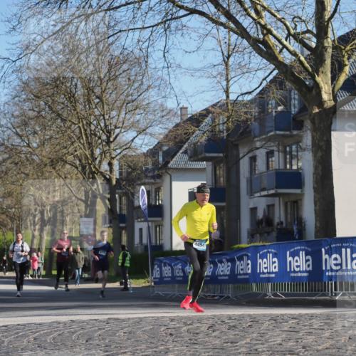 06.04.2025 - 44. Internationalen Wilhelmsburger Insellauf Luisa Fischer http://msf.ph/oto/7560624 06.04.2025 10:28:20 Ziel 4174, 4454 meine-sportfotos.de
