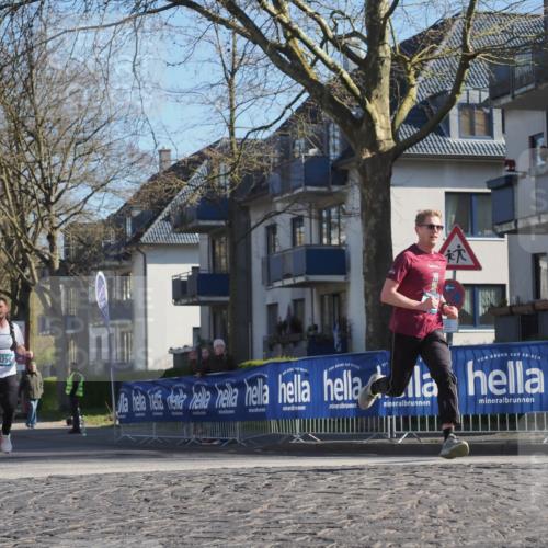 06.04.2025 - 44. Internationalen Wilhelmsburger Insellauf Luisa Fischer http://msf.ph/oto/7560737 06.04.2025 10:28:23 Ziel 4250 meine-sportfotos.de