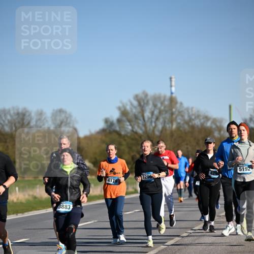 06.04.2025 - 44. Internationalen Wilhelmsburger Insellauf Dr. Thomas Lammeyer http://msf.ph/oto/7560761 06.04.2025 09:36:03 Laufen 3883, 4179, 3296, 5192 meine-sportfotos.de