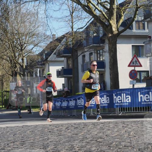 06.04.2025 - 44. Internationalen Wilhelmsburger Insellauf Luisa Fischer http://msf.ph/oto/7560804 06.04.2025 10:28:33 Ziel 3403, 3884, 5206 meine-sportfotos.de