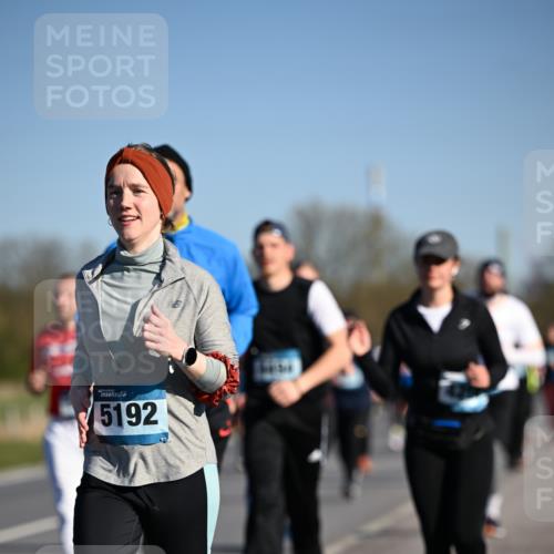 06.04.2025 - 44. Internationalen Wilhelmsburger Insellauf Dr. Thomas Lammeyer http://msf.ph/oto/7560906 06.04.2025 09:36:07 Laufen 5192 meine-sportfotos.de
