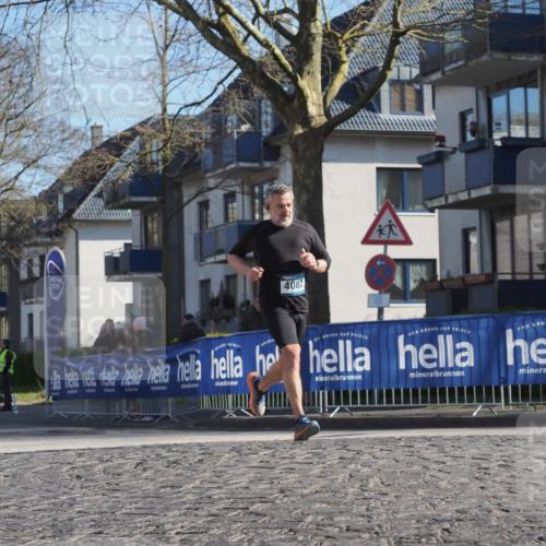 06.04.2025 - 44. Internationalen Wilhelmsburger Insellauf Luisa Fischer http://msf.ph/oto/7560965 06.04.2025 10:28:48 Ziel 4082 meine-sportfotos.de
