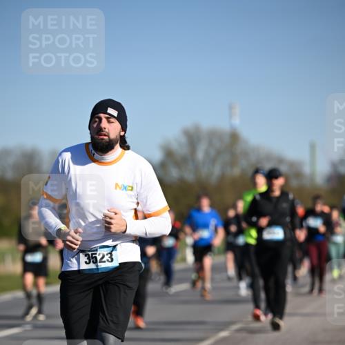 06.04.2025 - 44. Internationalen Wilhelmsburger Insellauf Dr. Thomas Lammeyer http://msf.ph/oto/7561025 06.04.2025 09:36:11 Laufen 3523 meine-sportfotos.de