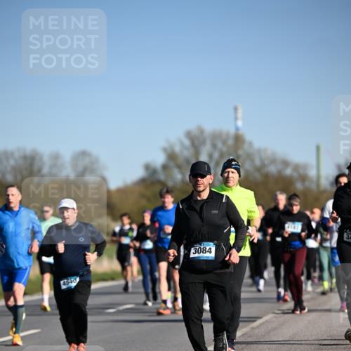06.04.2025 - 44. Internationalen Wilhelmsburger Insellauf Dr. Thomas Lammeyer http://msf.ph/oto/7561073 06.04.2025 09:36:13 Laufen 4540, 3084, 34 meine-sportfotos.de