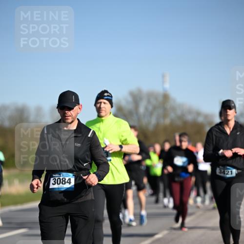 06.04.2025 - 44. Internationalen Wilhelmsburger Insellauf Dr. Thomas Lammeyer http://msf.ph/oto/7561134 06.04.2025 09:36:15 Laufen 3084, 3421 meine-sportfotos.de