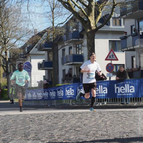 06.04.2025 - 44. Internationalen Wilhelmsburger Insellauf Luisa Fischer http://msf.ph/oto/7561142 06.04.2025 10:29:06 Ziel 5021, 3611 meine-sportfotos.de
