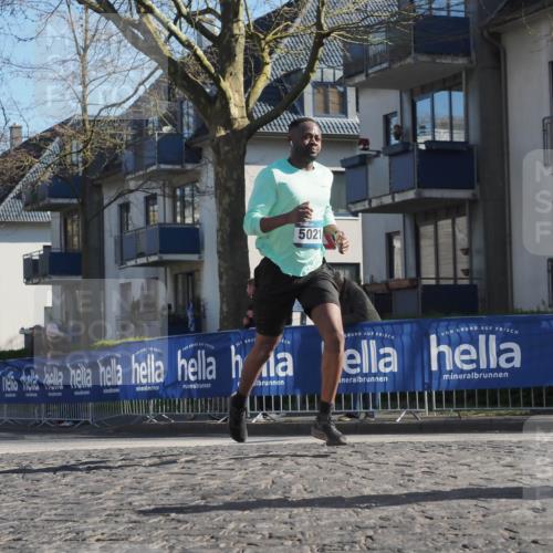 06.04.2025 - 44. Internationalen Wilhelmsburger Insellauf Luisa Fischer http://msf.ph/oto/7561191 06.04.2025 10:29:07 Ziel 5021 meine-sportfotos.de