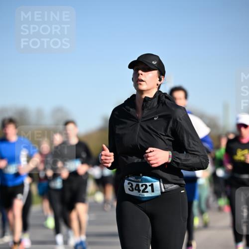 06.04.2025 - 44. Internationalen Wilhelmsburger Insellauf Dr. Thomas Lammeyer http://msf.ph/oto/7561214 06.04.2025 09:36:18 Laufen 3421 meine-sportfotos.de