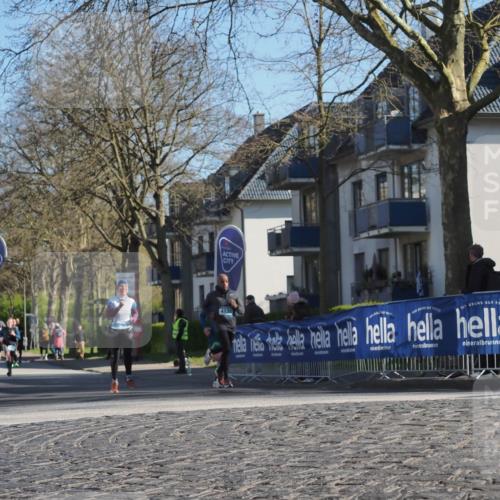 06.04.2025 - 44. Internationalen Wilhelmsburger Insellauf Luisa Fischer http://msf.ph/oto/7561292 06.04.2025 10:29:22 Ziel 4135 meine-sportfotos.de