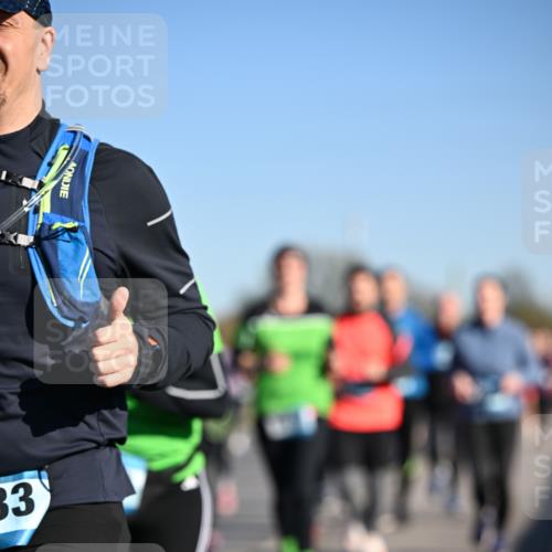 06.04.2025 - 44. Internationalen Wilhelmsburger Insellauf Dr. Thomas Lammeyer http://msf.ph/oto/7561392 06.04.2025 09:36:25 Laufen 83 meine-sportfotos.de