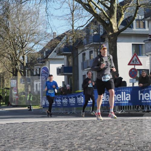 06.04.2025 - 44. Internationalen Wilhelmsburger Insellauf Luisa Fischer http://msf.ph/oto/7561451 06.04.2025 10:29:32 Ziel 3453, 5108, 4044 meine-sportfotos.de
