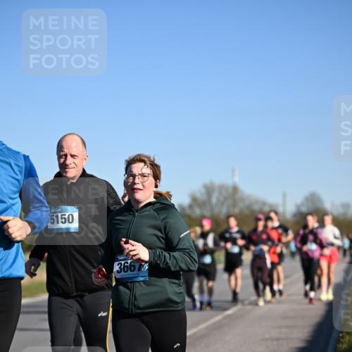 06.04.2025 - 44. Internationalen Wilhelmsburger Insellauf Dr. Thomas Lammeyer http://msf.ph/oto/7561495 06.04.2025 09:36:30 Laufen 5150, 3667 meine-sportfotos.de