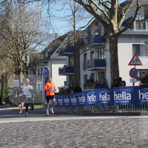 06.04.2025 - 44. Internationalen Wilhelmsburger Insellauf Luisa Fischer http://msf.ph/oto/7561590 06.04.2025 10:29:40 Ziel 423, 3795, 4121 meine-sportfotos.de