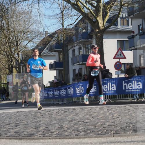 06.04.2025 - 44. Internationalen Wilhelmsburger Insellauf Luisa Fischer http://msf.ph/oto/7561659 06.04.2025 10:30:04 Ziel 4413, 4030, 4410 meine-sportfotos.de