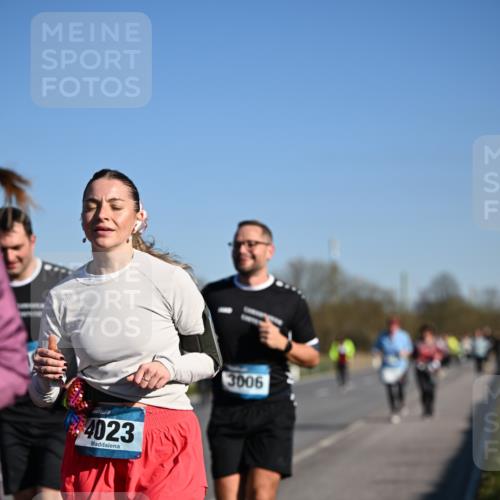 06.04.2025 - 44. Internationalen Wilhelmsburger Insellauf Dr. Thomas Lammeyer http://msf.ph/oto/7561715 06.04.2025 09:36:38 Laufen 4023, 3006 meine-sportfotos.de