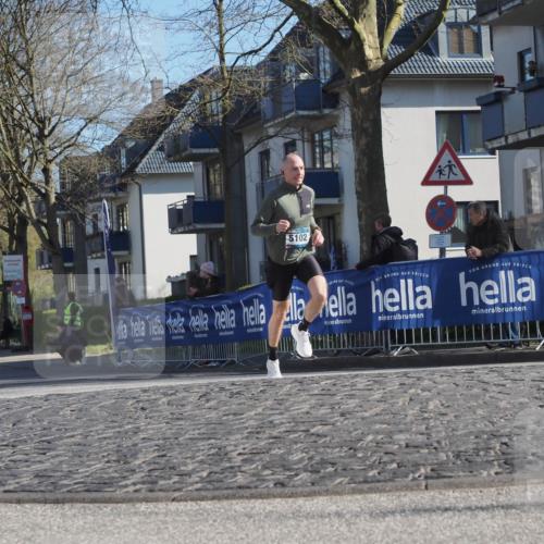 06.04.2025 - 44. Internationalen Wilhelmsburger Insellauf Luisa Fischer http://msf.ph/oto/7561736 06.04.2025 10:30:11 Ziel 5102 meine-sportfotos.de