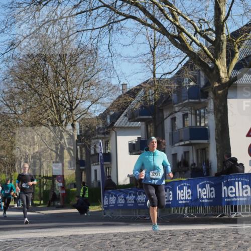 06.04.2025 - 44. Internationalen Wilhelmsburger Insellauf Luisa Fischer http://msf.ph/oto/7561888 06.04.2025 10:30:24 Ziel 4189, 3721 meine-sportfotos.de