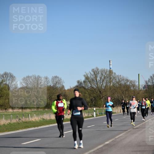 06.04.2025 - 44. Internationalen Wilhelmsburger Insellauf Dr. Thomas Lammeyer http://msf.ph/oto/7561902 06.04.2025 09:36:47 Laufen  meine-sportfotos.de