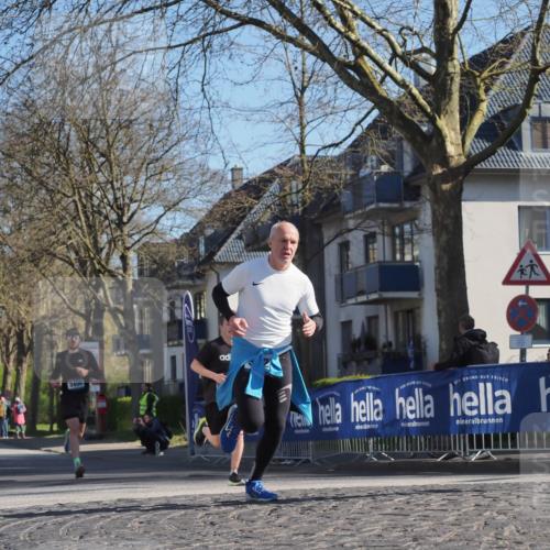06.04.2025 - 44. Internationalen Wilhelmsburger Insellauf Luisa Fischer http://msf.ph/oto/7561976 06.04.2025 10:30:30 Ziel 3400, 3742 meine-sportfotos.de