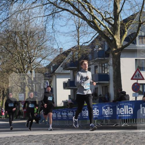 06.04.2025 - 44. Internationalen Wilhelmsburger Insellauf Luisa Fischer http://msf.ph/oto/7562065 06.04.2025 10:30:36 Ziel 4472, 4419, 4370, 4471 meine-sportfotos.de