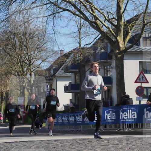 06.04.2025 - 44. Internationalen Wilhelmsburger Insellauf Luisa Fischer http://msf.ph/oto/7562069 06.04.2025 10:30:36 Ziel 4472, 4471, 4419, 4370 meine-sportfotos.de