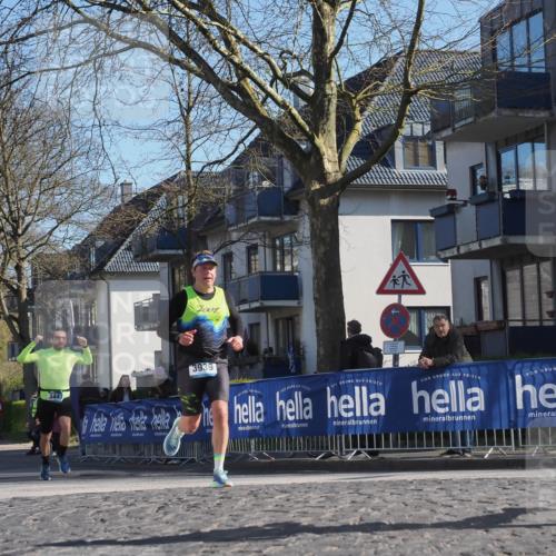 06.04.2025 - 44. Internationalen Wilhelmsburger Insellauf Luisa Fischer http://msf.ph/oto/7562254 06.04.2025 10:30:46 Ziel 3447, 3939 meine-sportfotos.de